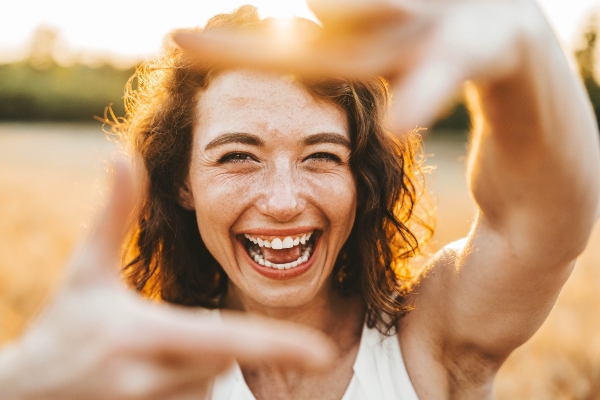 How A Cosmetic Dentist Can Boost A Patient’s Confidence In Their Smile